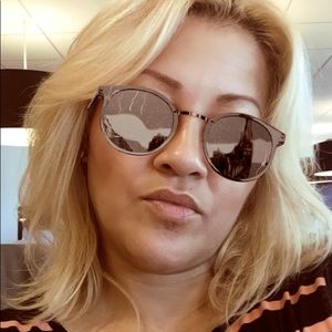 Meet your Posher, Marisol